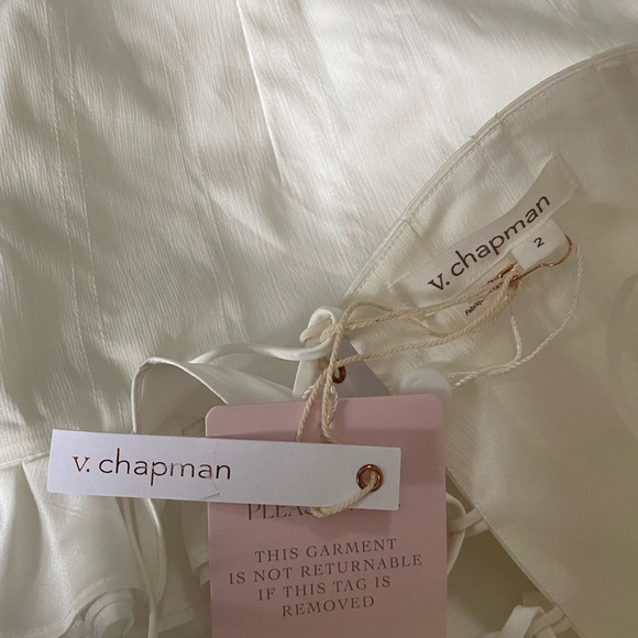 V. Chapman Milano Set in White Crinkle Brocade size 2 NEW WITH TAGS - Picture 8 of 9
